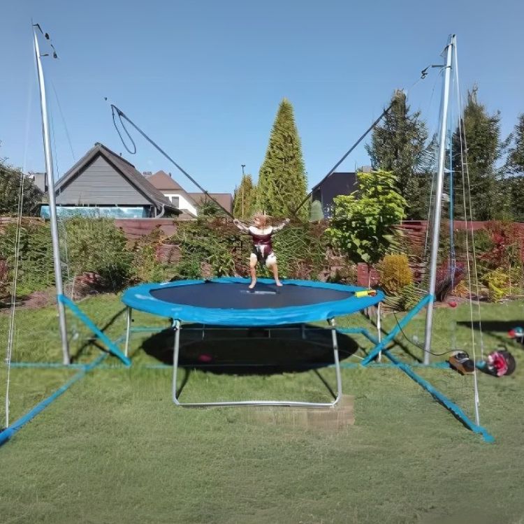 Bungee Jumping Trampoline